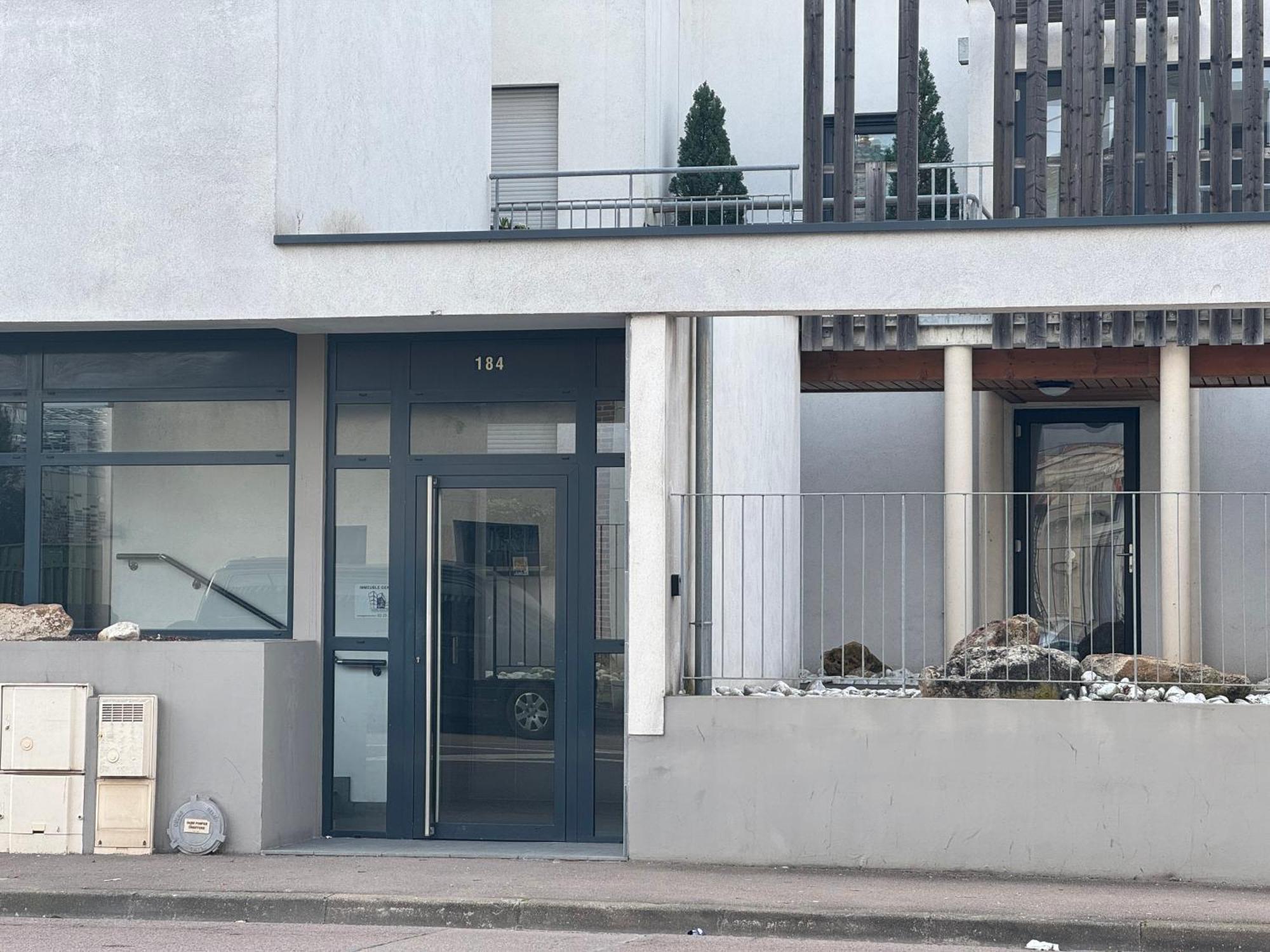 Studio Premium Arrivee Autonome 24S24H Troyes Exterior foto